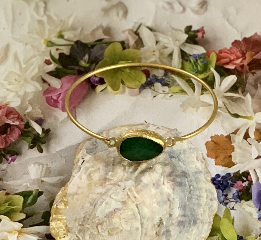 green agath stone bracelet gold plated
