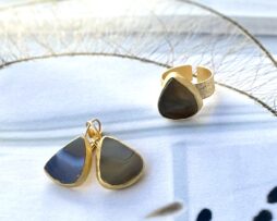 ring en oorbellen grijs Agaath verguld
